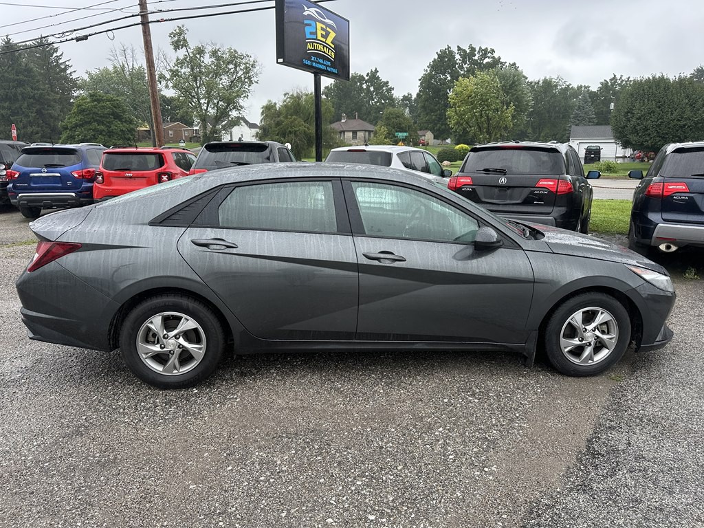 2021 Hyundai Elantra Image 2