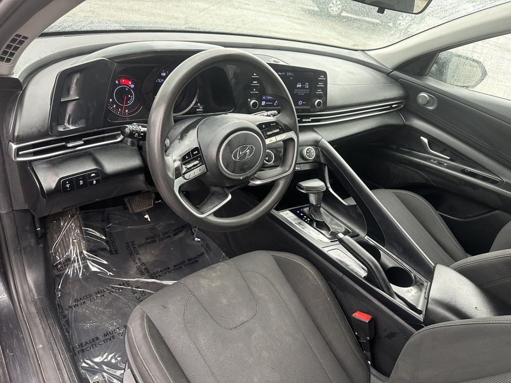 2021 Hyundai Elantra Image 9