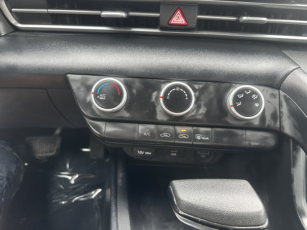 2021 Hyundai Elantra Image 14