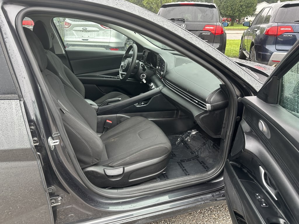 2021 Hyundai Elantra Image 21
