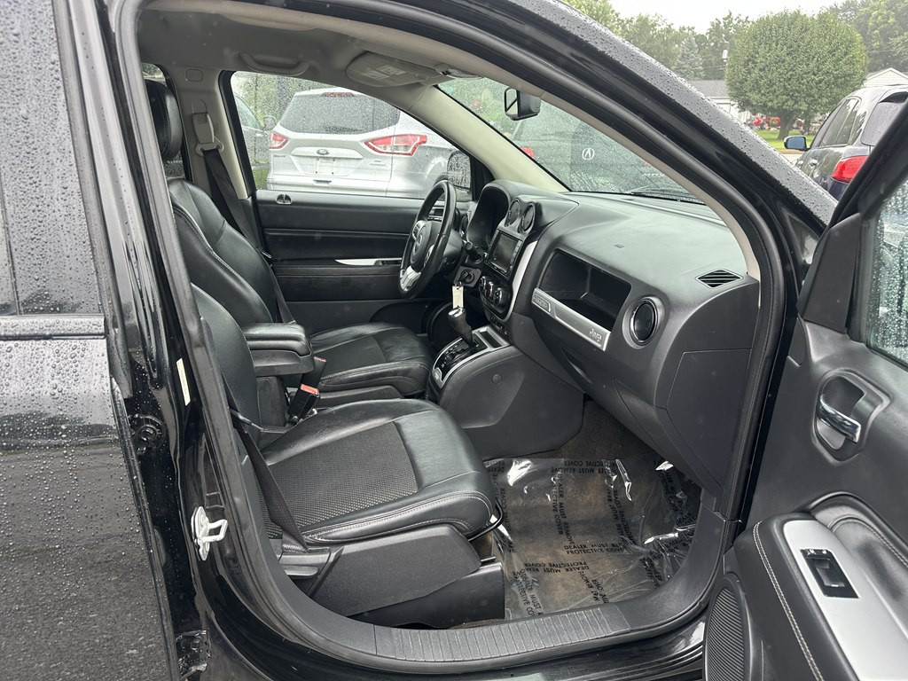 2016 Jeep Compass Image 20