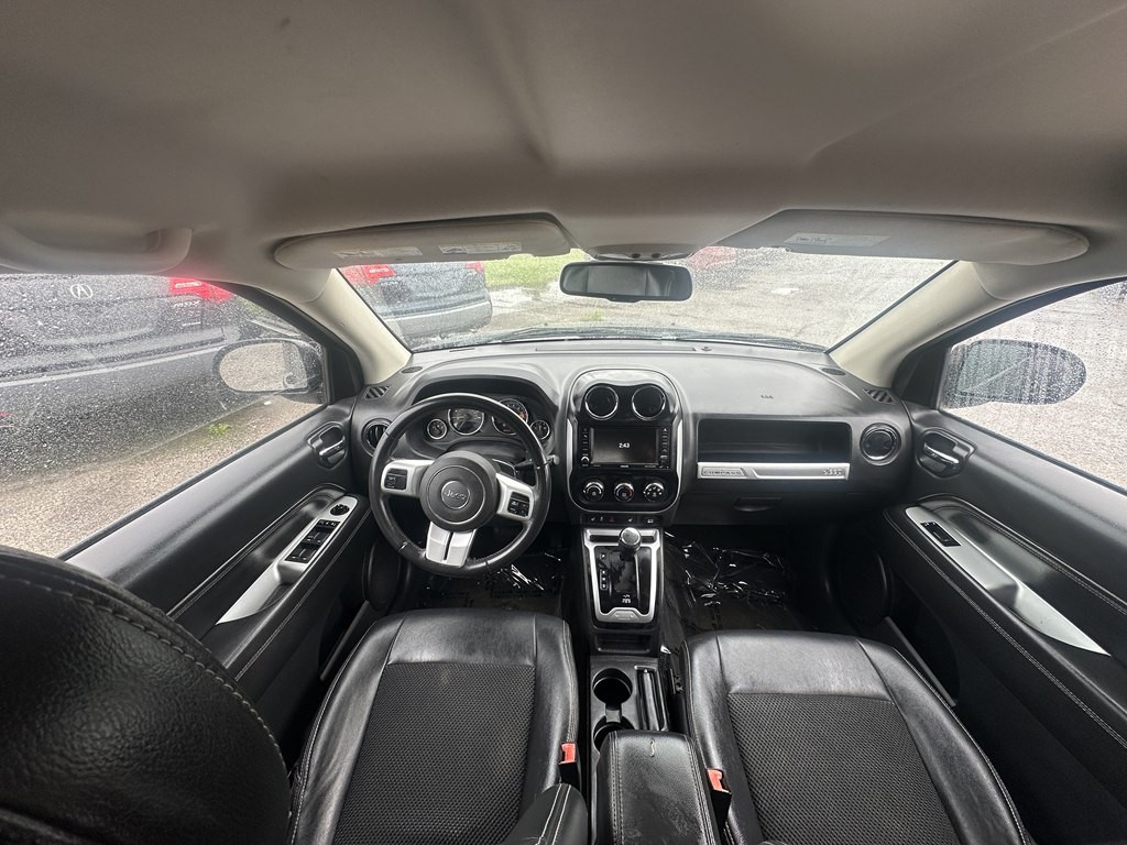 2016 Jeep Compass Image 21