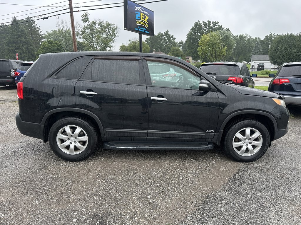 2011 Kia Sorento Image 2