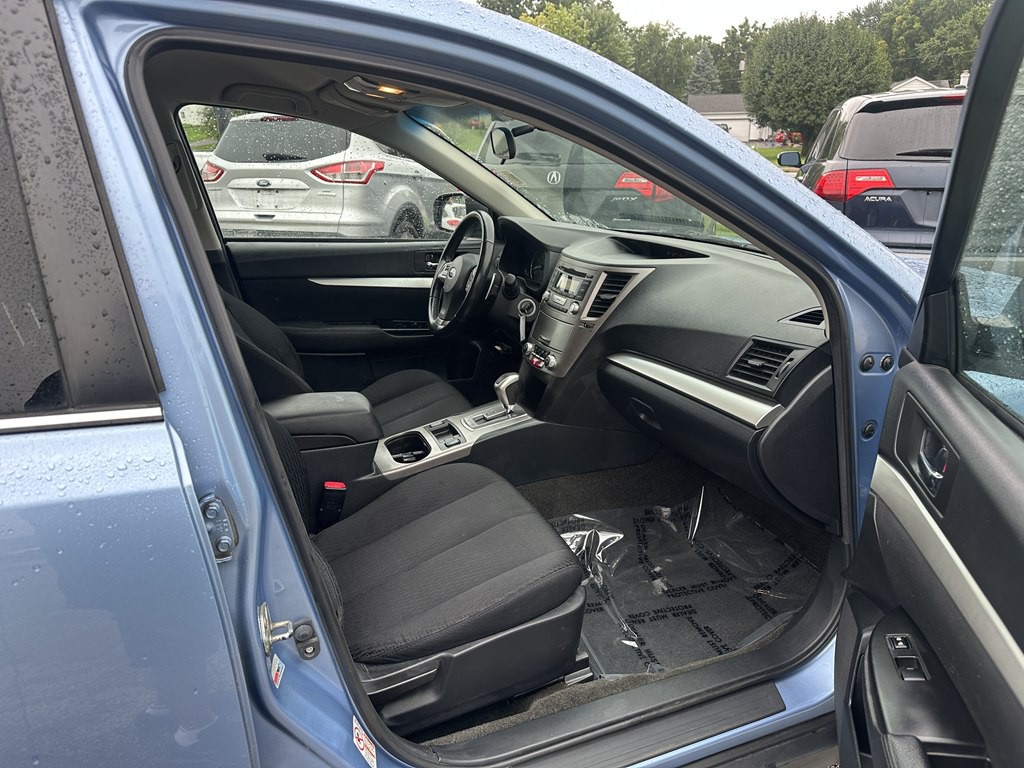 2012 Subaru Outback Image 19