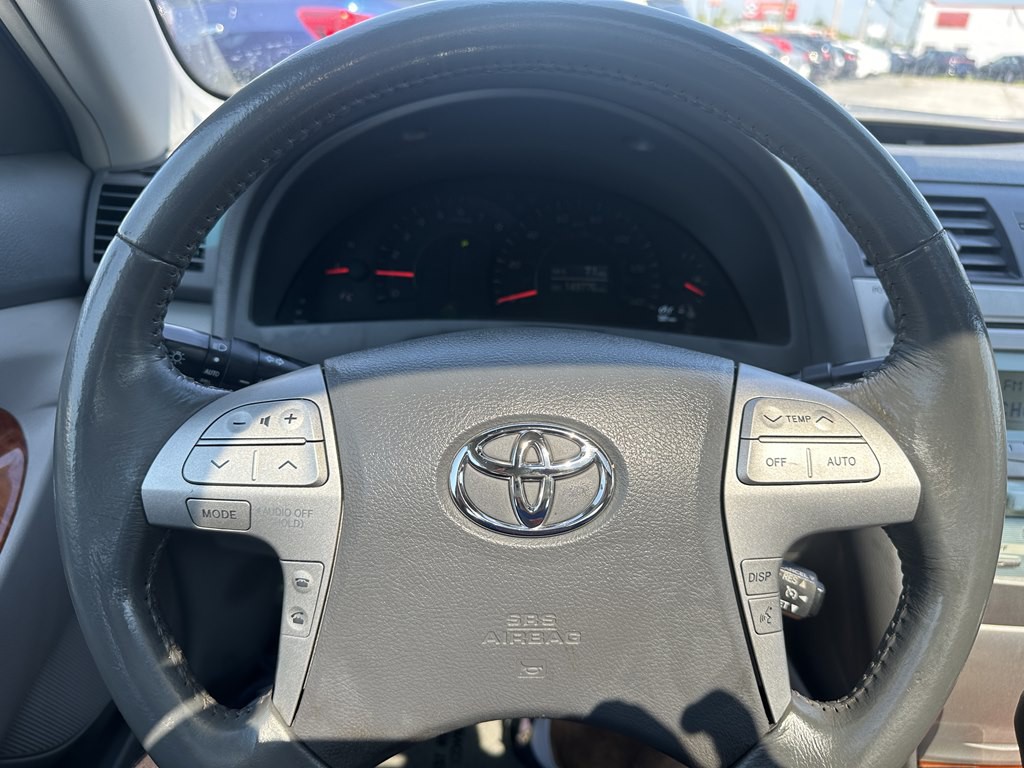2009 Toyota Camry Image 12