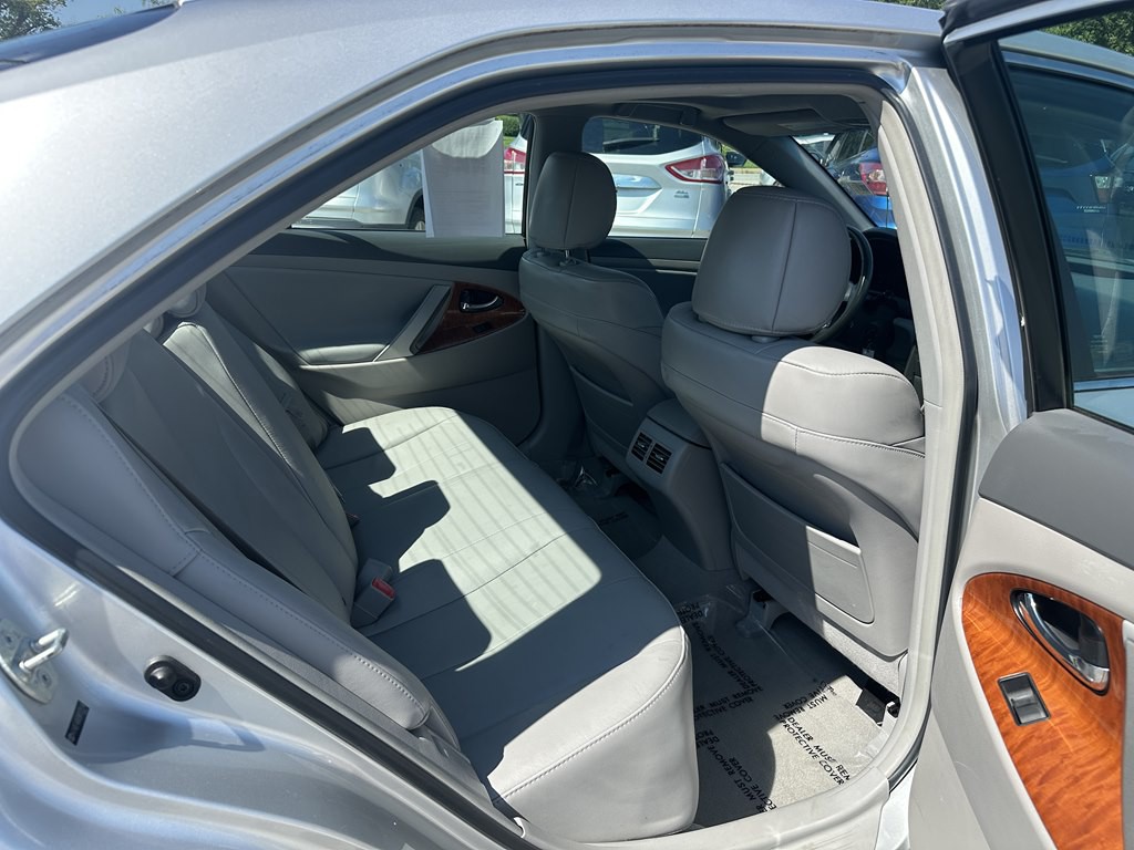 2009 Toyota Camry Image 19