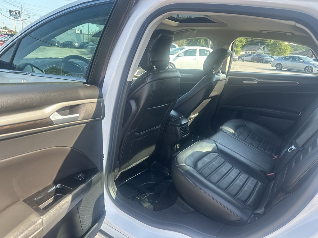 2014 Ford Fusion Image 17
