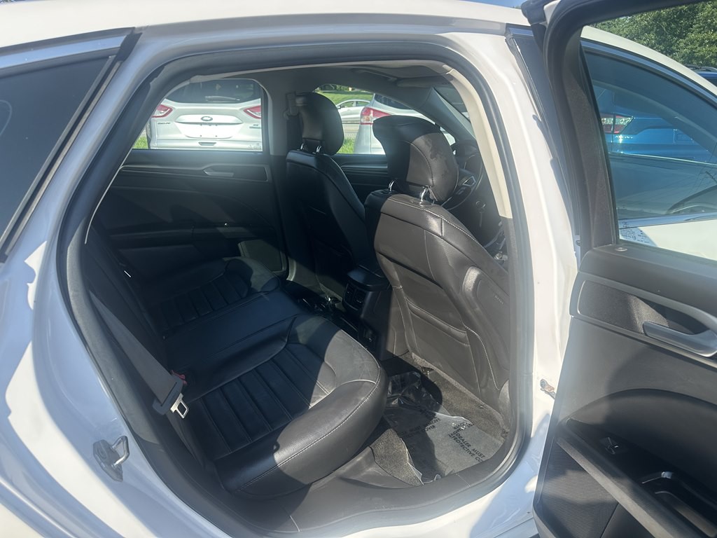 2014 Ford Fusion Image 19