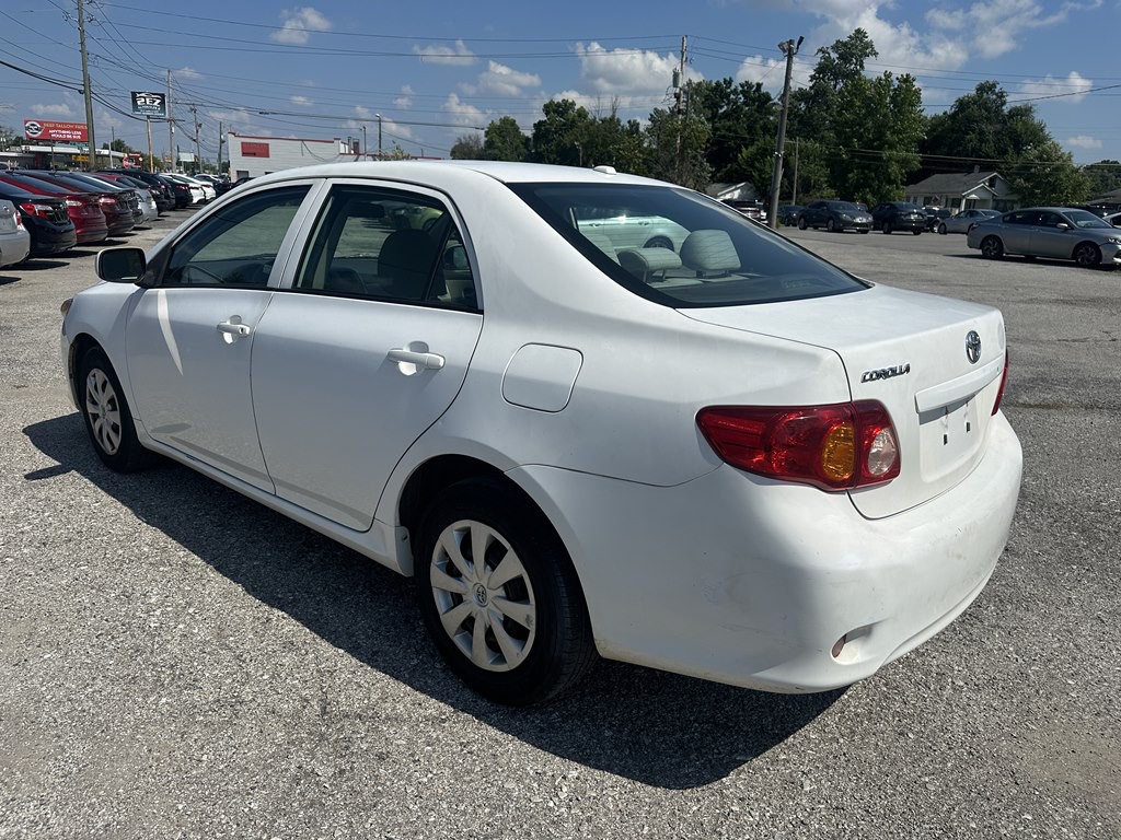 2010 Toyota Corolla Image 5