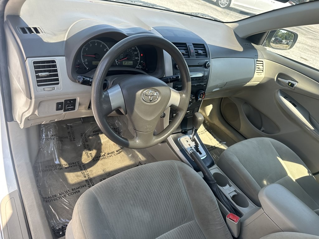 2010 Toyota Corolla Image 9