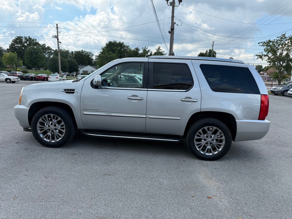 2013 Cadillac Escalade Image 6