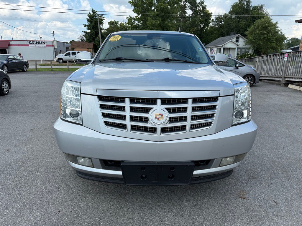 2013 Cadillac Escalade Image 8