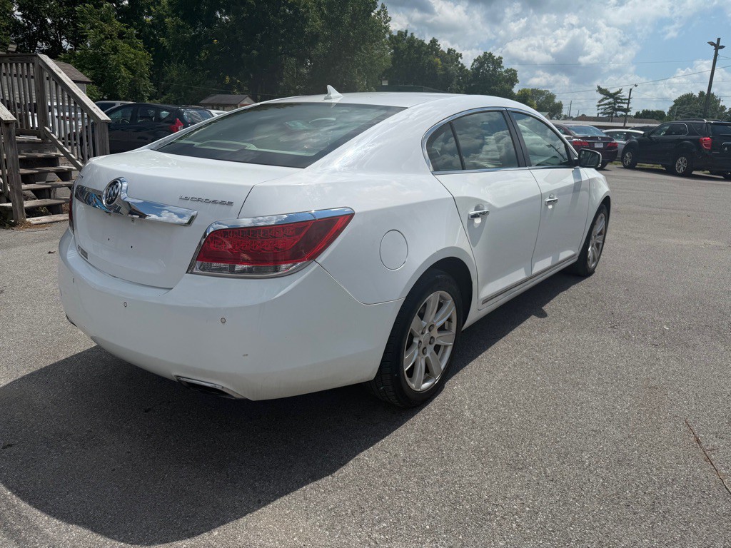 2013 Buick Lacrosse Image 3