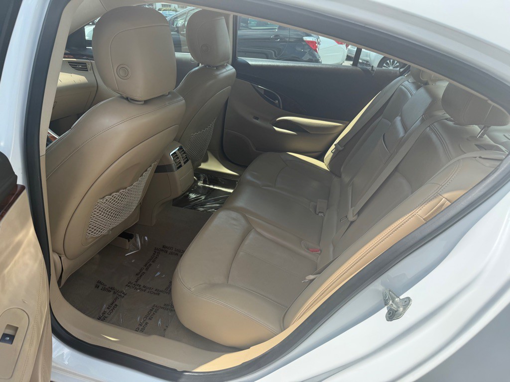 2013 Buick Lacrosse Image 11
