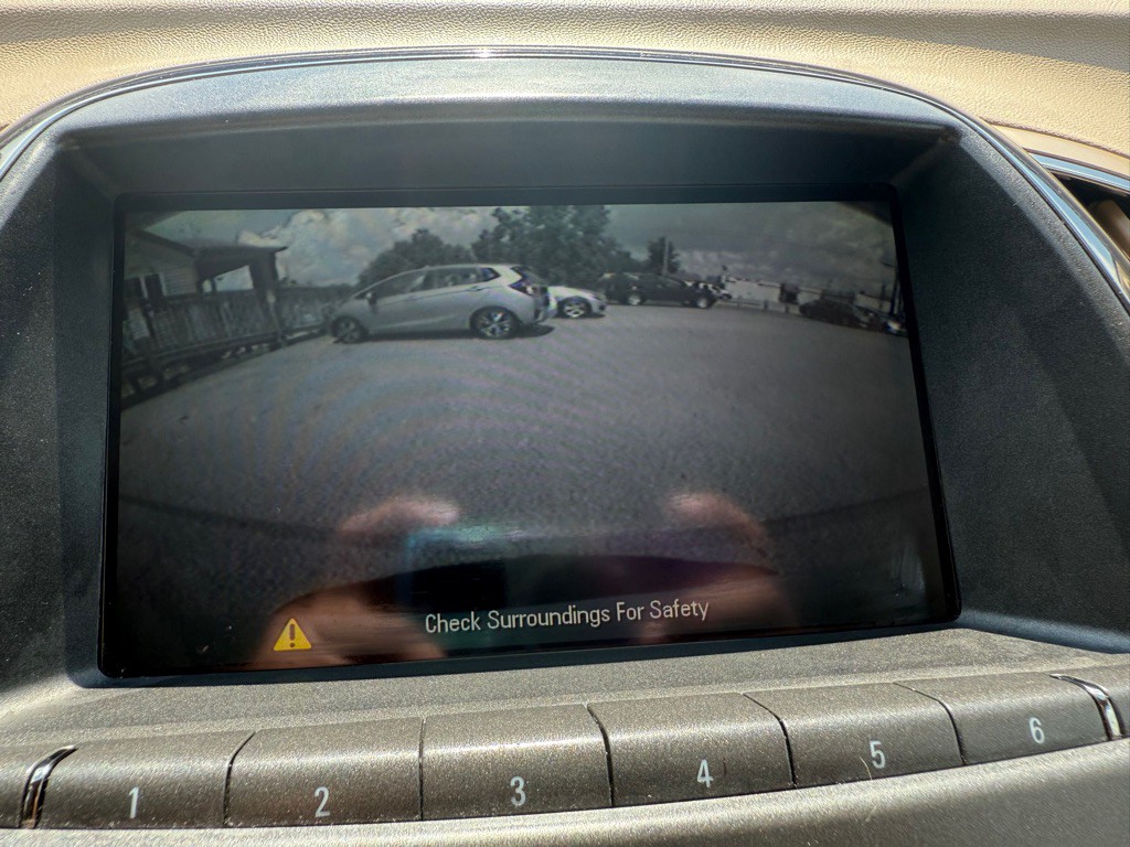 2013 Buick Lacrosse Image 22