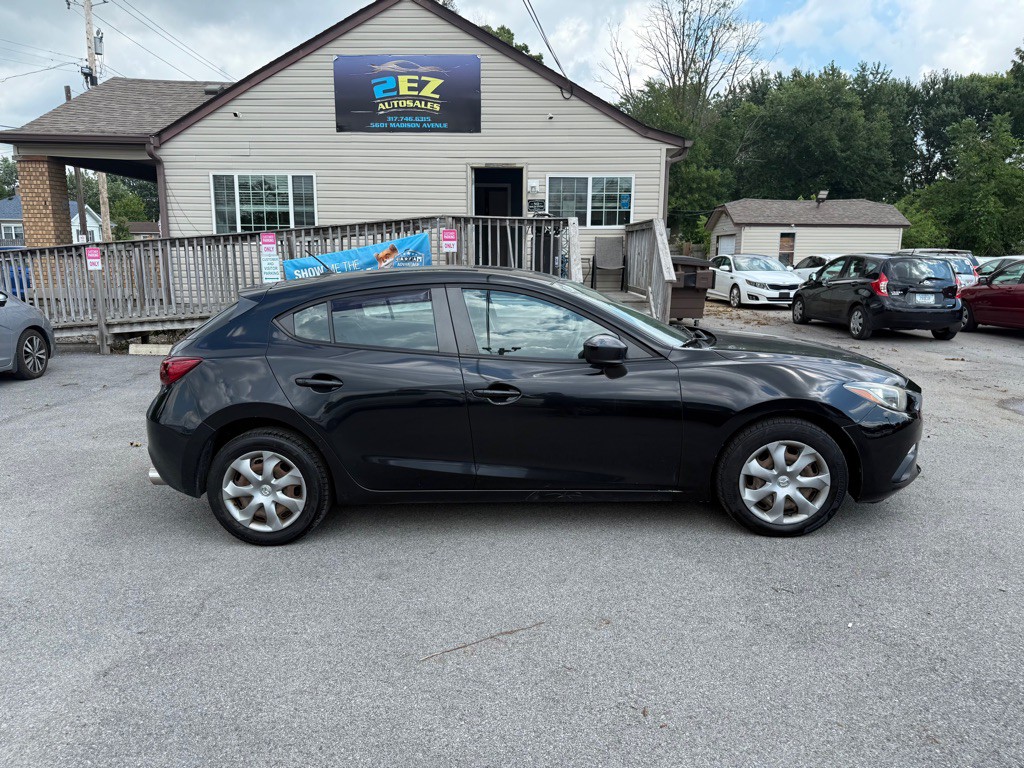 2015 Mazda Mazda3 Image 2