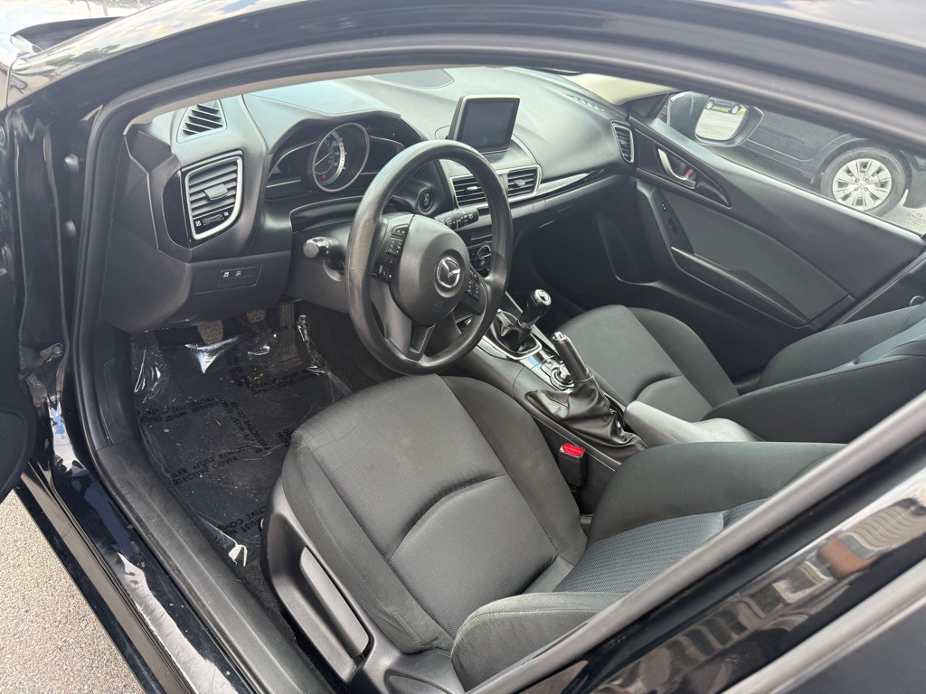 2015 Mazda Mazda3 Image 10