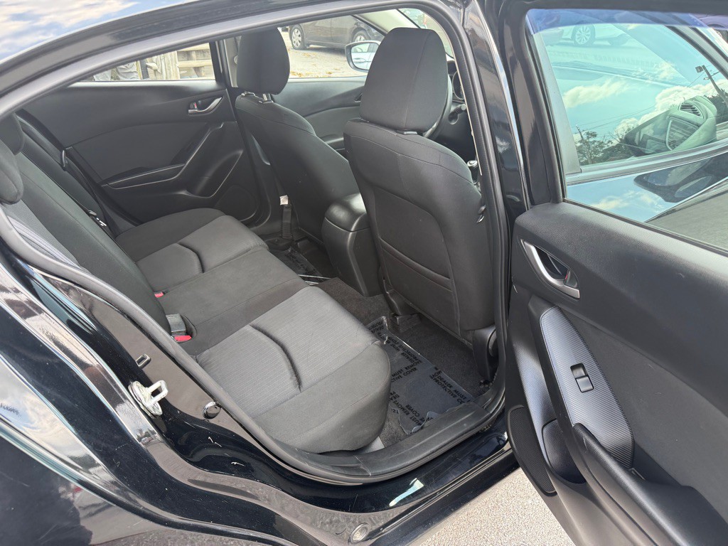 2015 Mazda Mazda3 Image 14