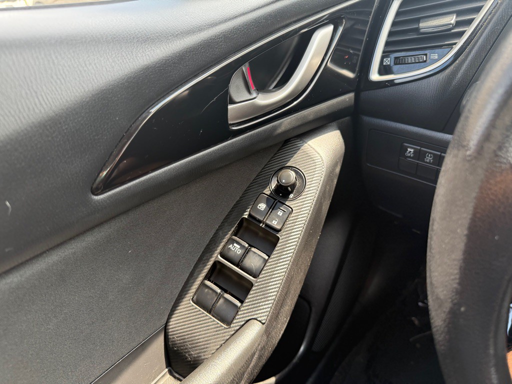 2015 Mazda Mazda3 Image 21