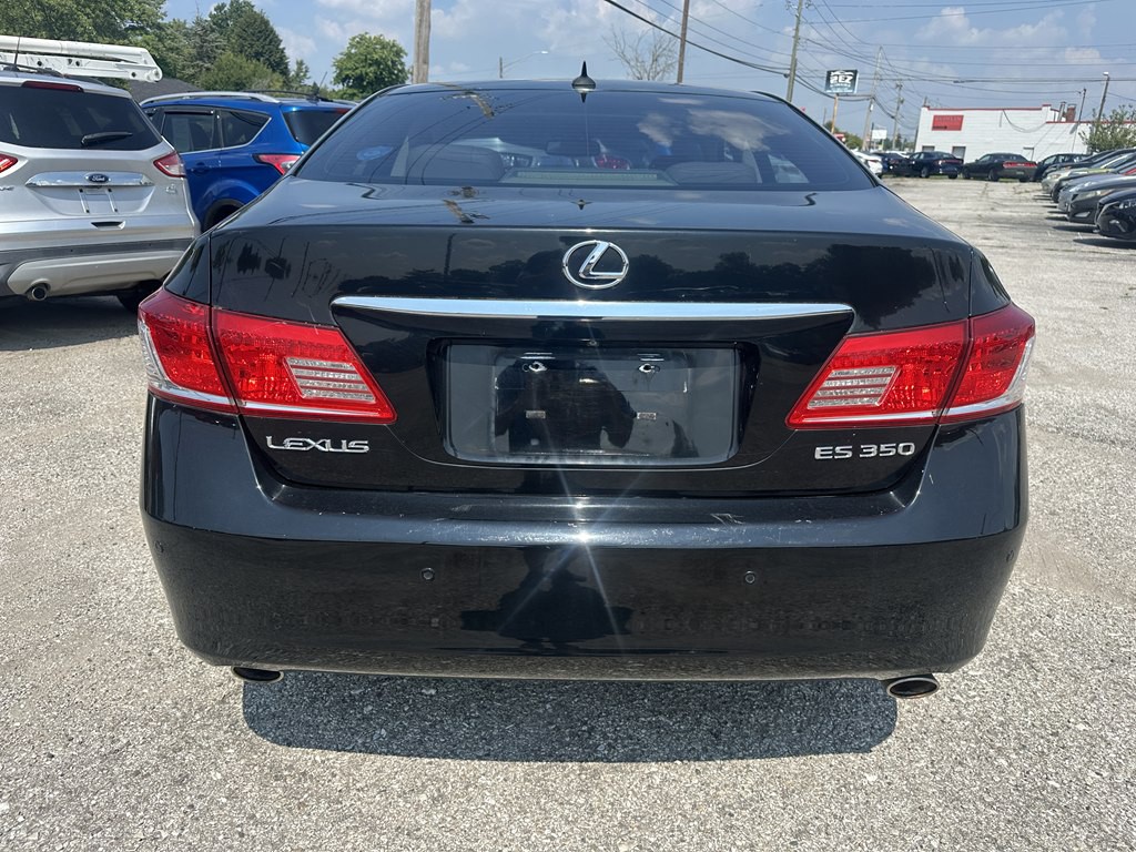 2010 Lexus ES Image 4