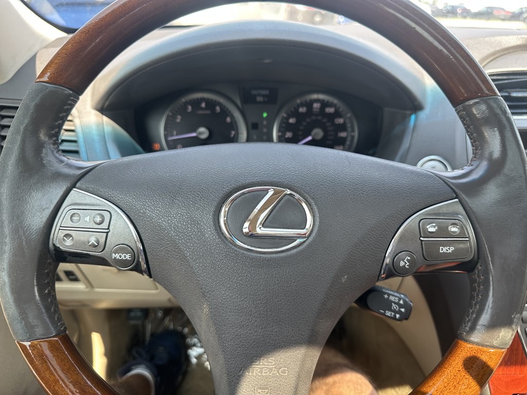 2010 Lexus ES Image 12