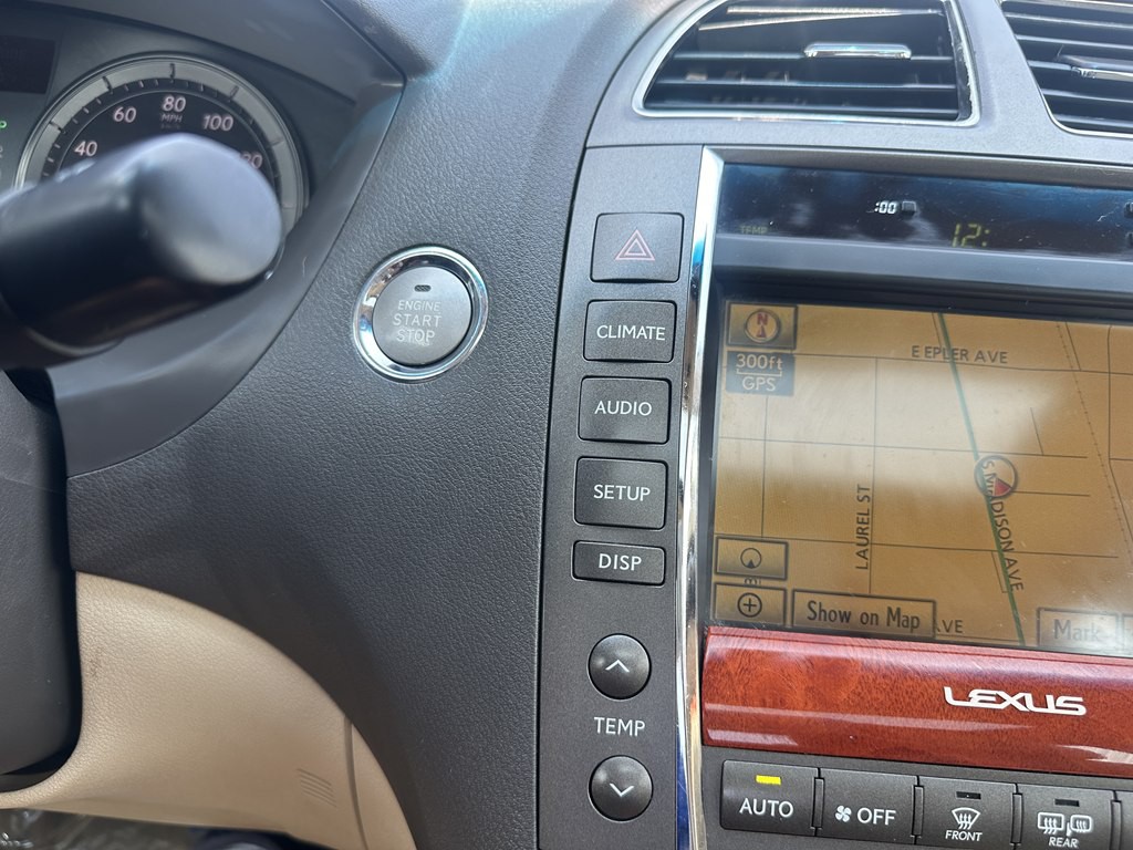 2010 Lexus ES Image 14