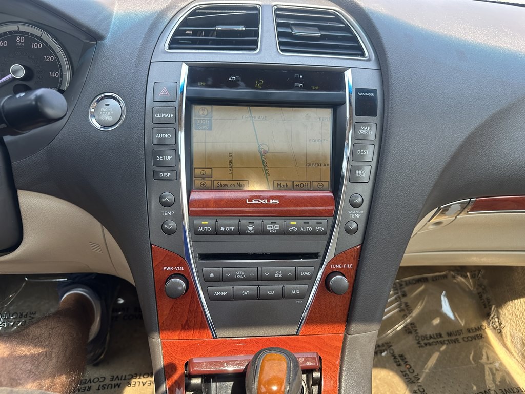 2010 Lexus ES Image 15
