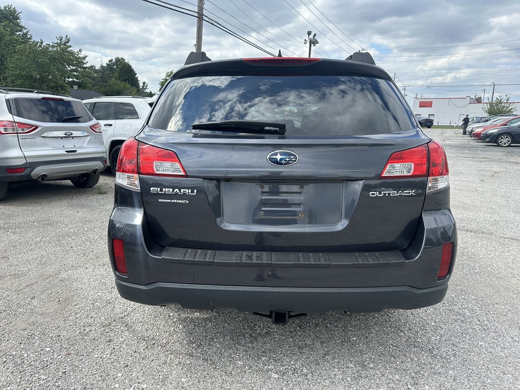 2013 Subaru Outback Image 4