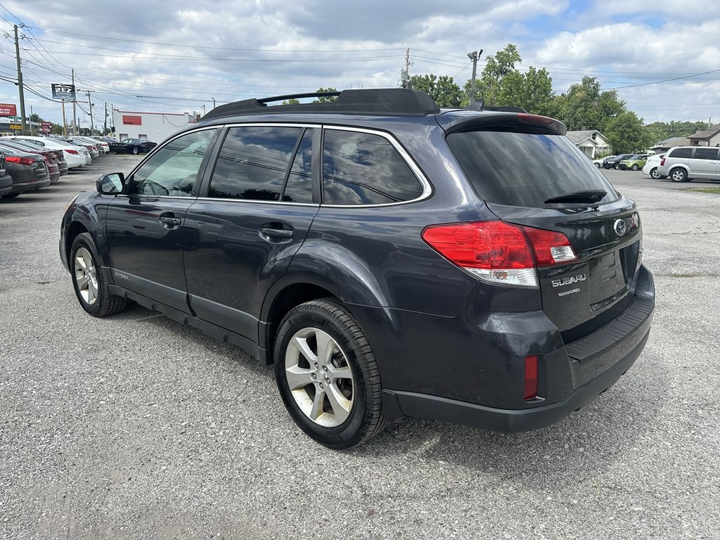 2013 Subaru Outback Image 5