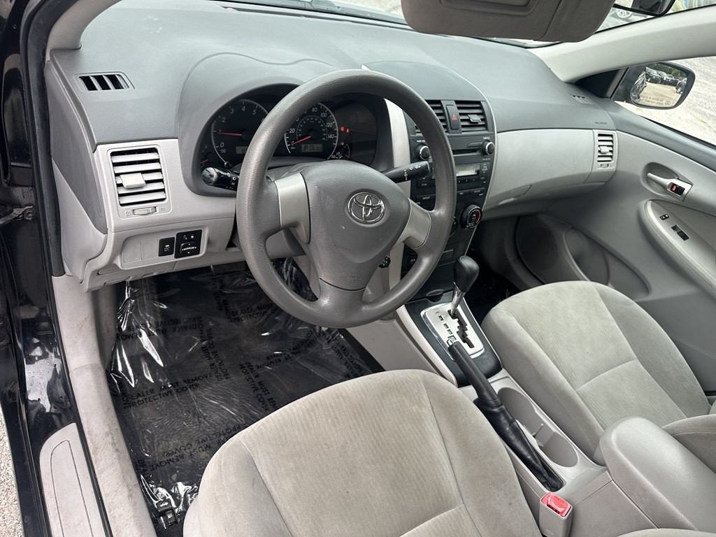 2010 Toyota Corolla Image 9