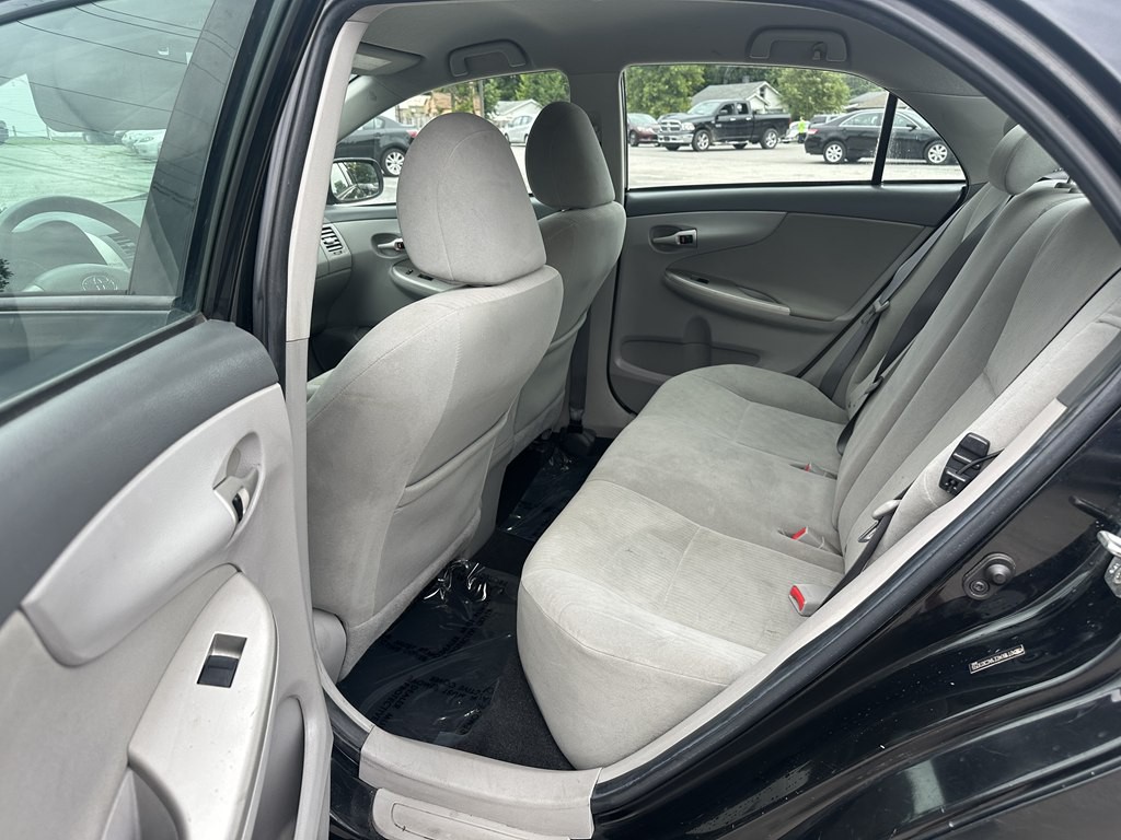 2010 Toyota Corolla Image 15