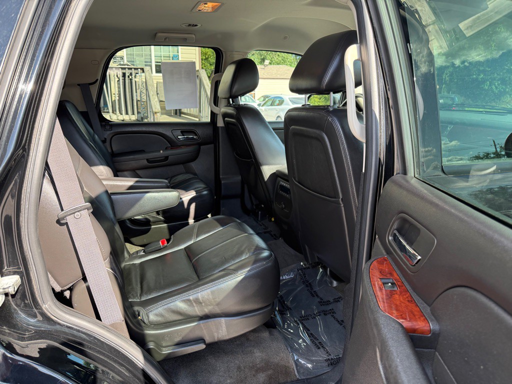 2010 GMC Yukon Image 15