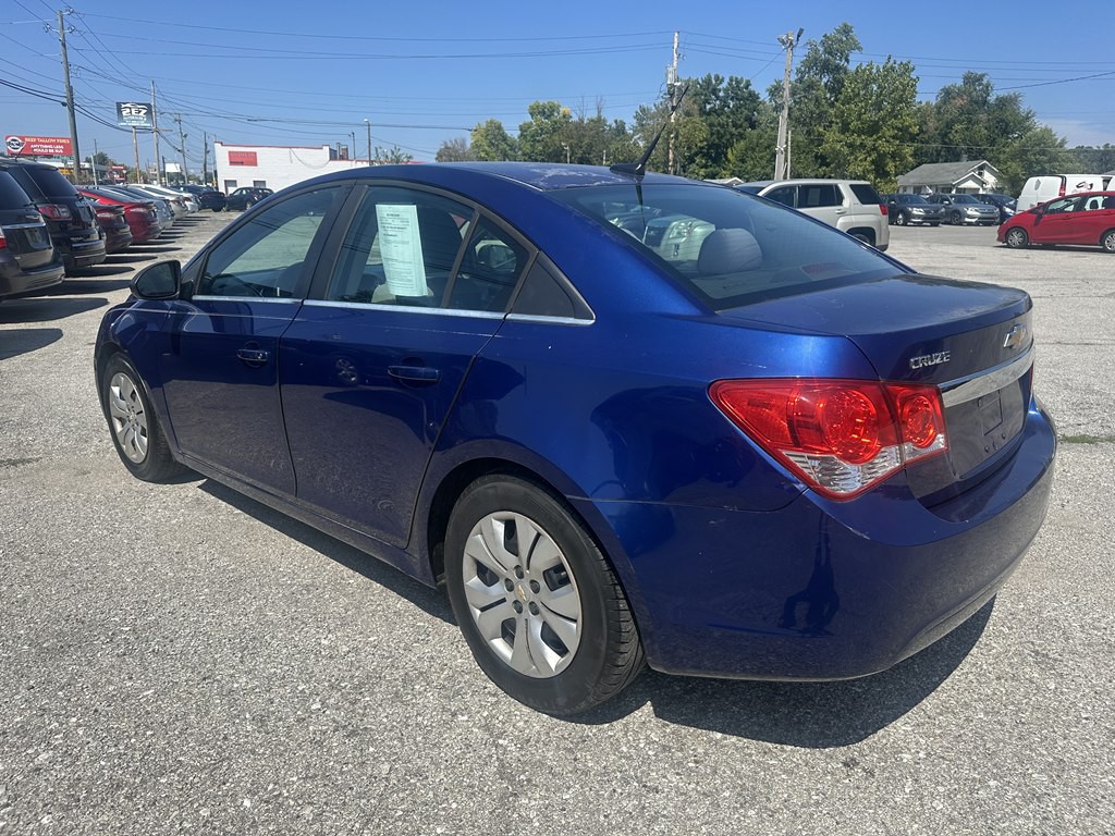 2012 Chevrolet Cruze Image 5