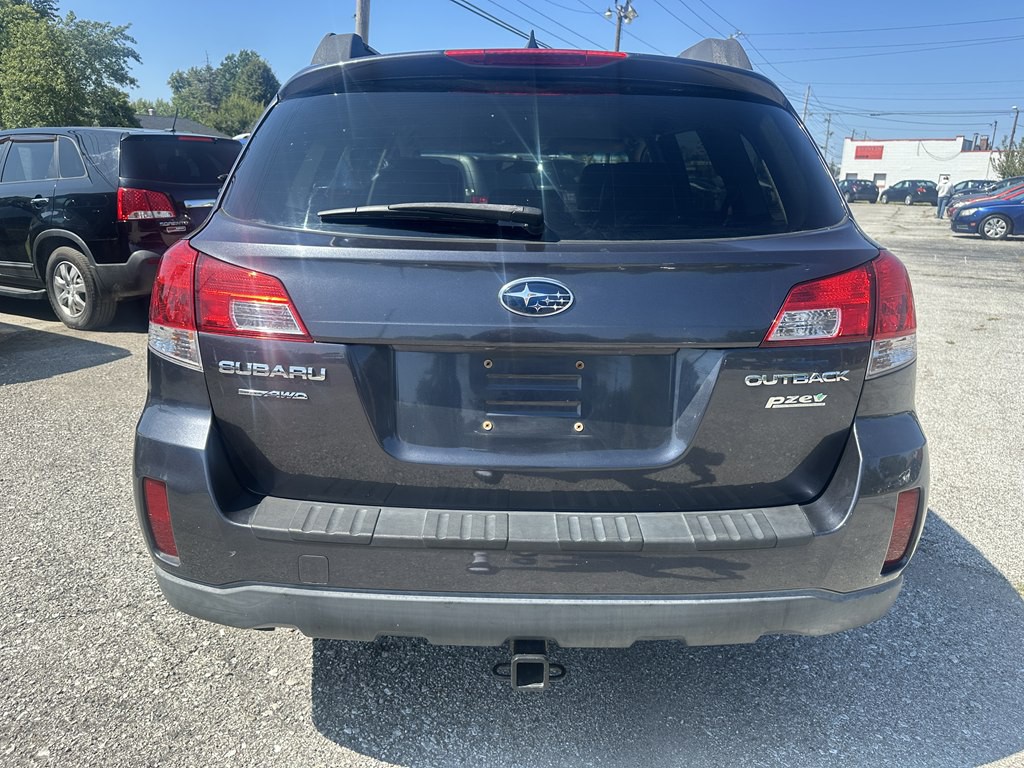 2012 Subaru Outback Image 4