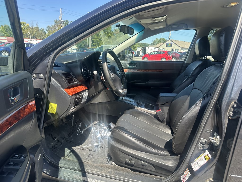 2012 Subaru Outback Image 15