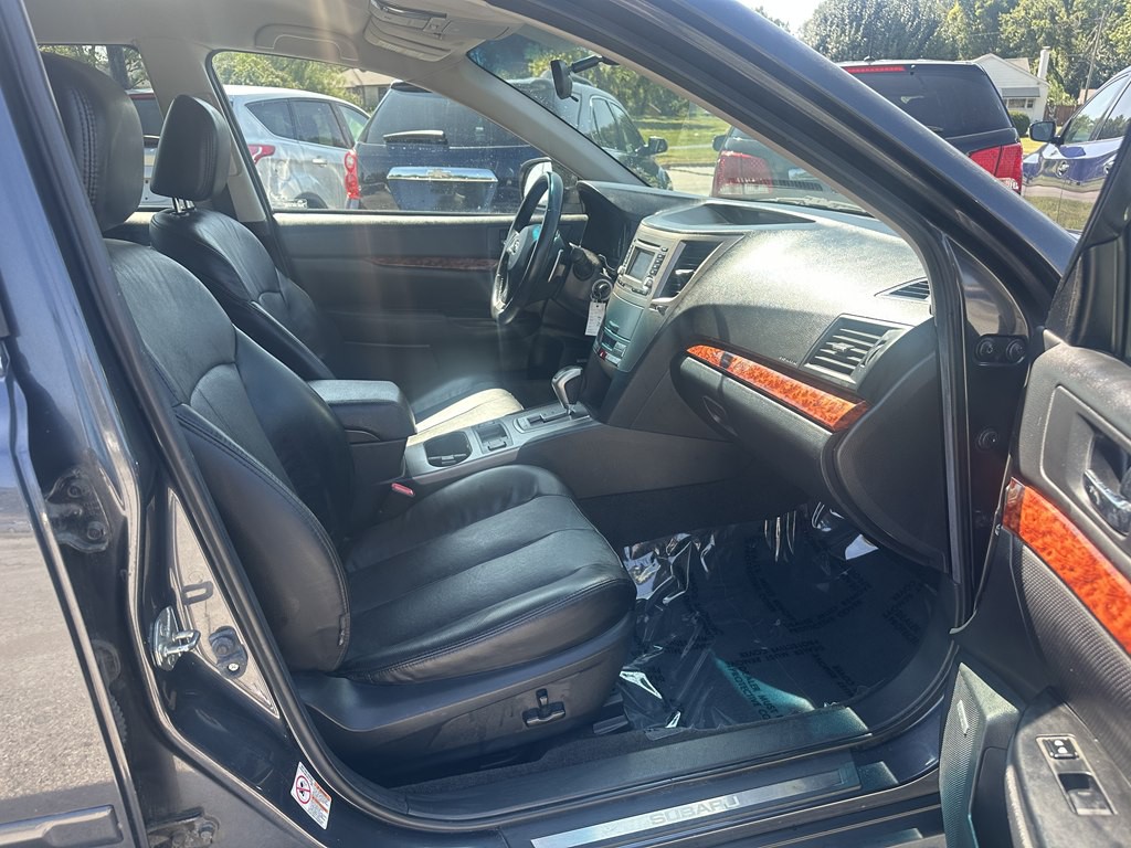 2012 Subaru Outback Image 19