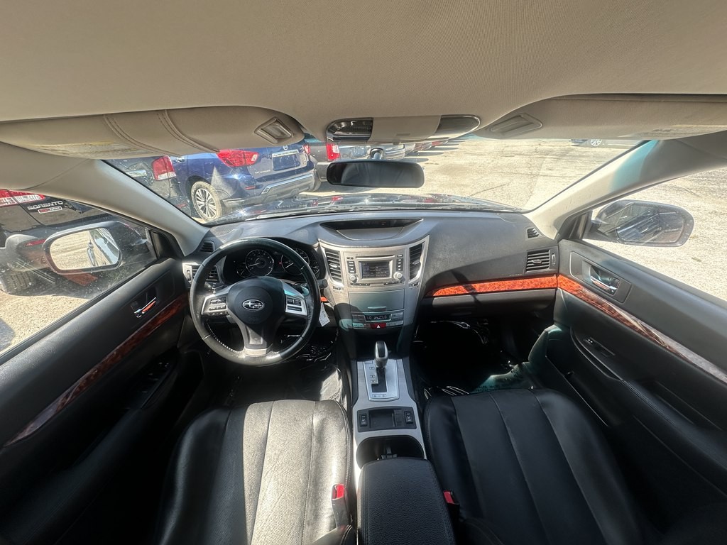 2012 Subaru Outback Image 20
