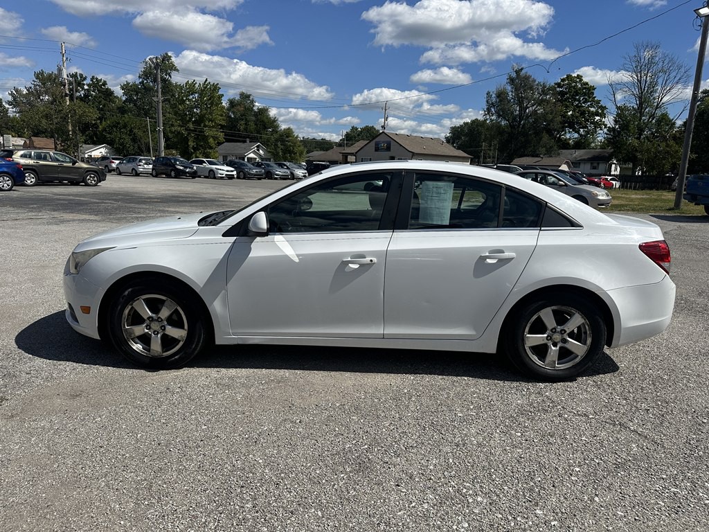 2011 Chevrolet Cruze Image 6