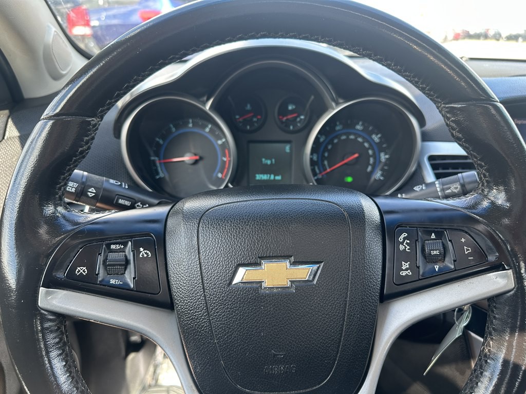 2011 Chevrolet Cruze Image 12