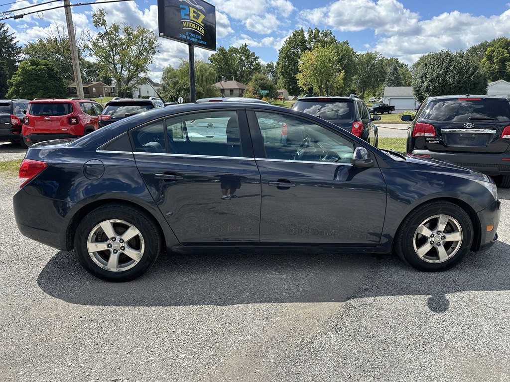 2014 Chevrolet Cruze Image 2
