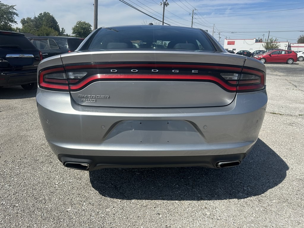 2015 Dodge Charger Image 4