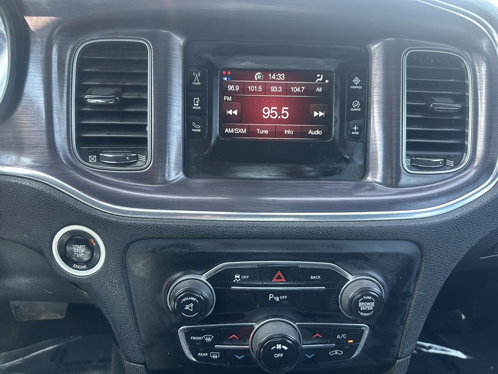 2015 Dodge Charger Image 12