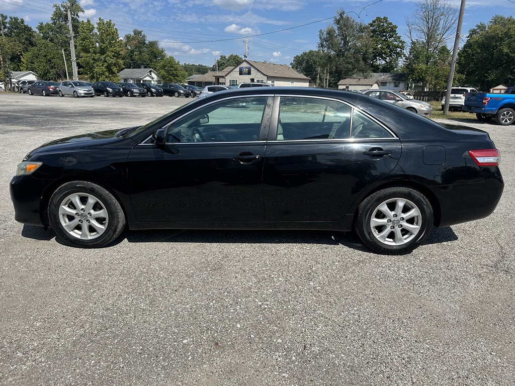 2011 Toyota Camry Image 6