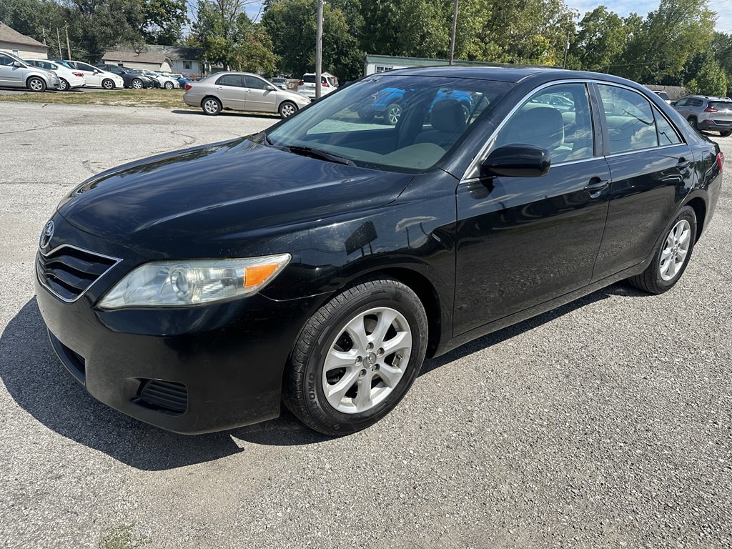 2011 Toyota Camry Image 7