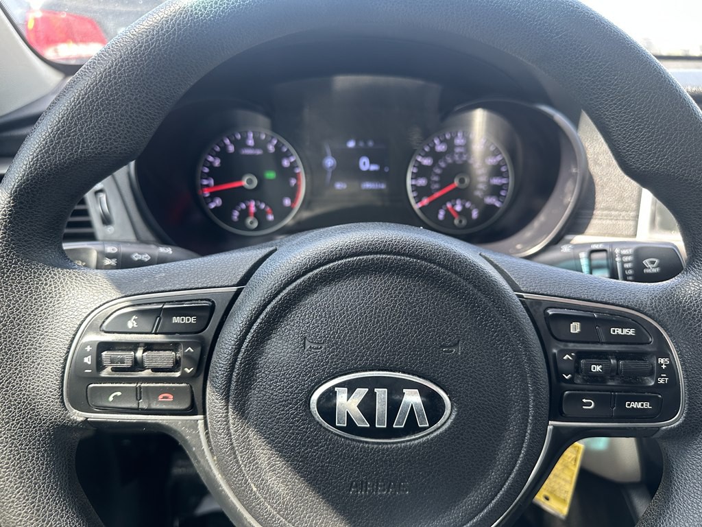 2016 Kia Optima Image 11