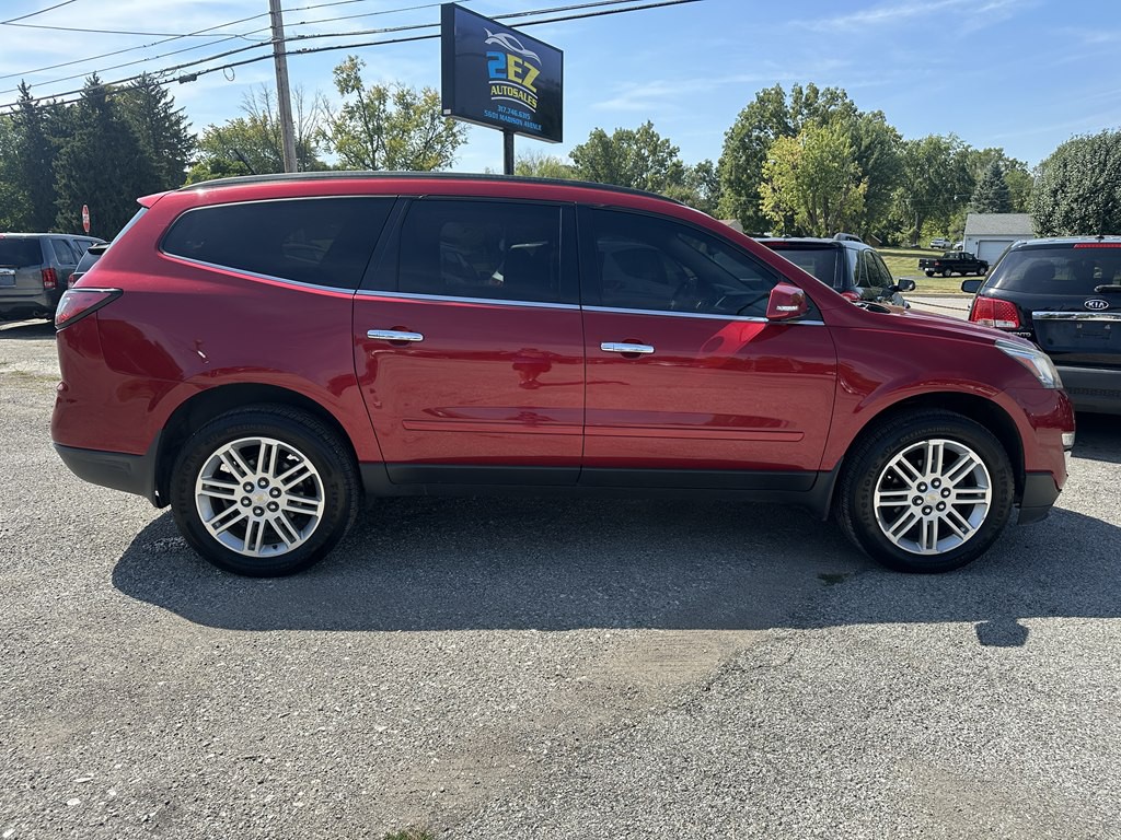 2014 Chevrolet Traverse Image 2