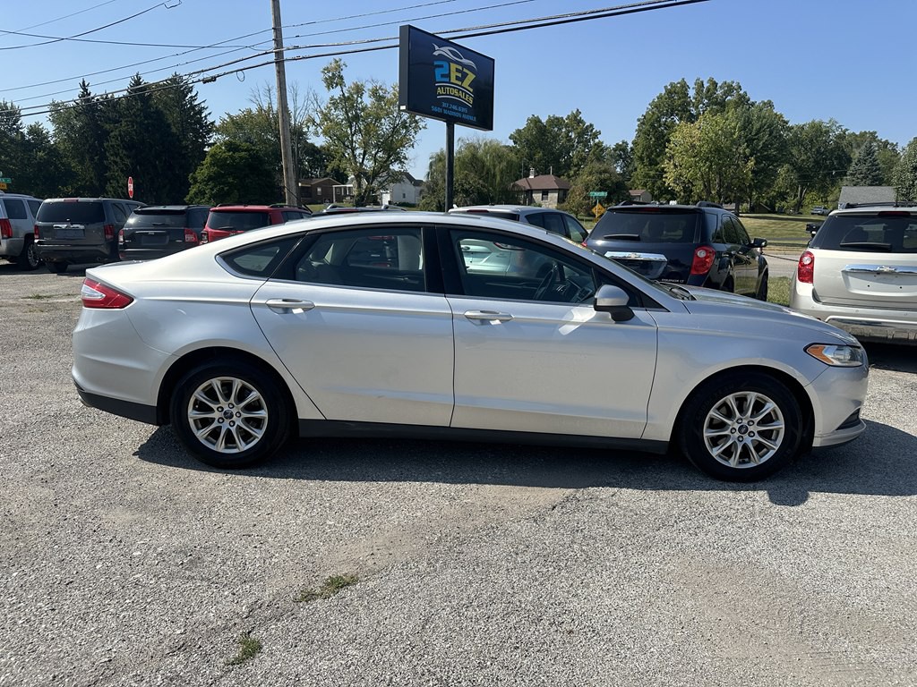 2015 Ford Fusion Image 2