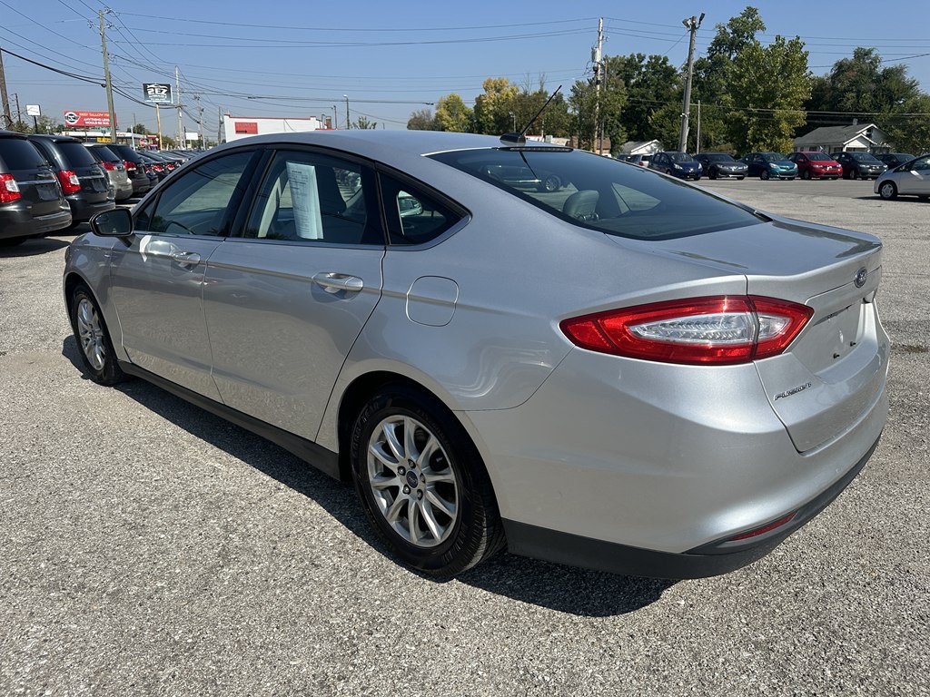 2015 Ford Fusion Image 5