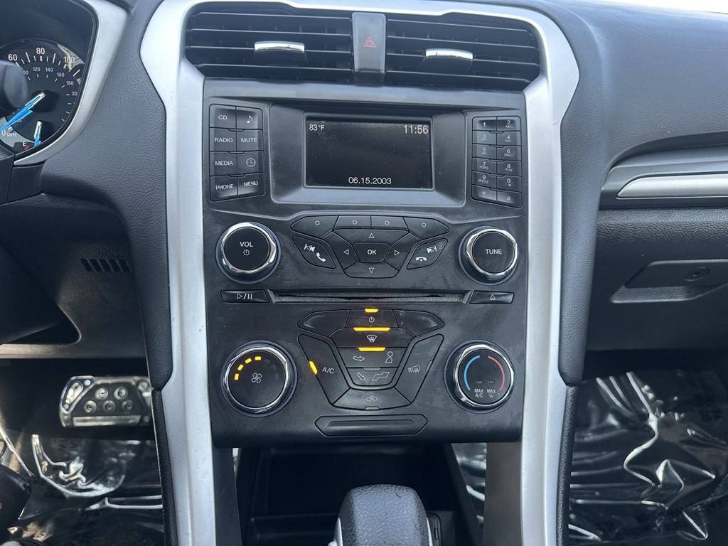 2015 Ford Fusion Image 12