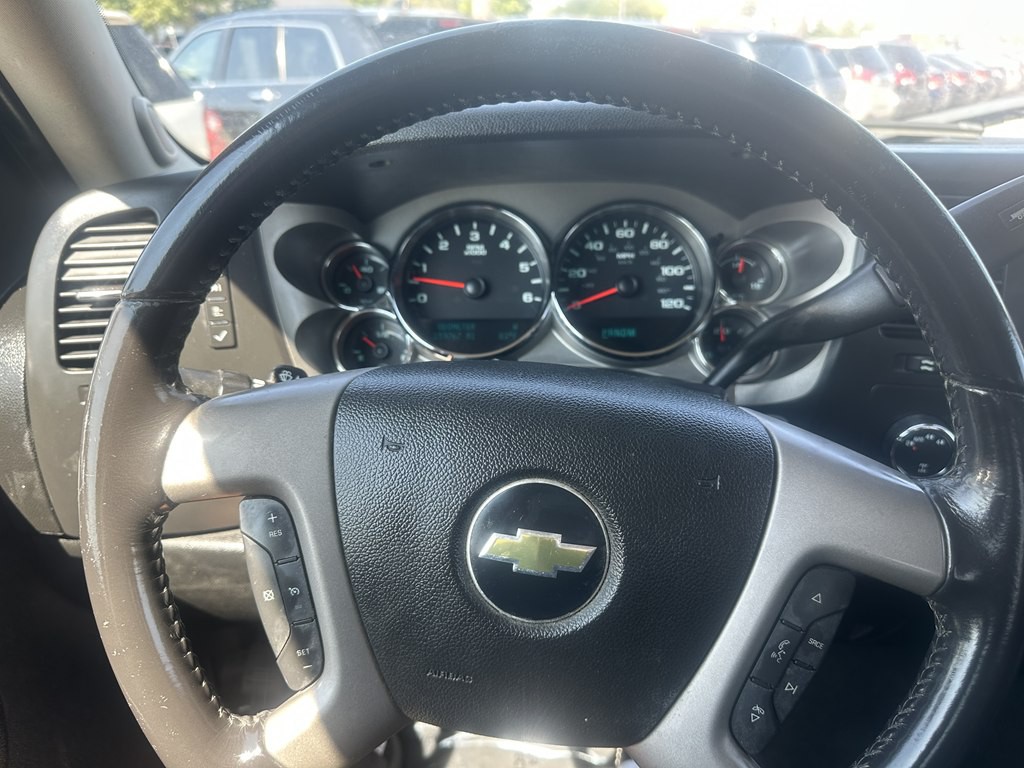 2011 Chevrolet Silverado 1500 Image 12
